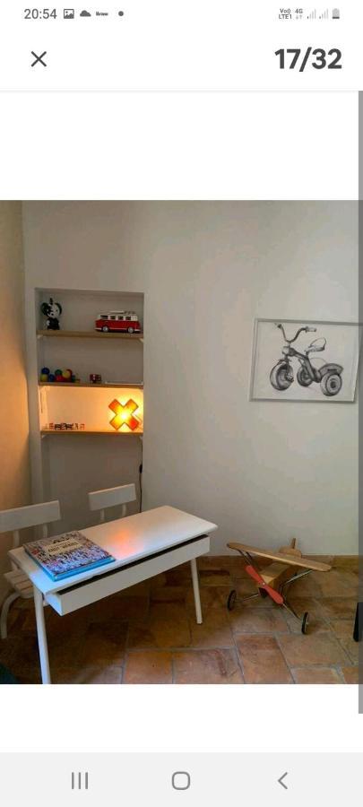 Bed and Breakfast Mas Carita Cabannes Екстер'єр фото